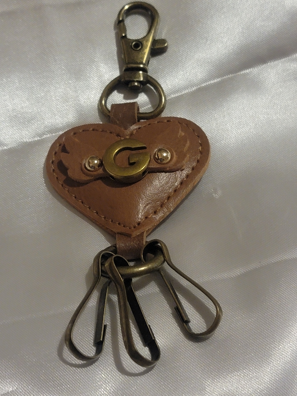 Brown Leather Heart Key & Card Holder with Gold G Accent